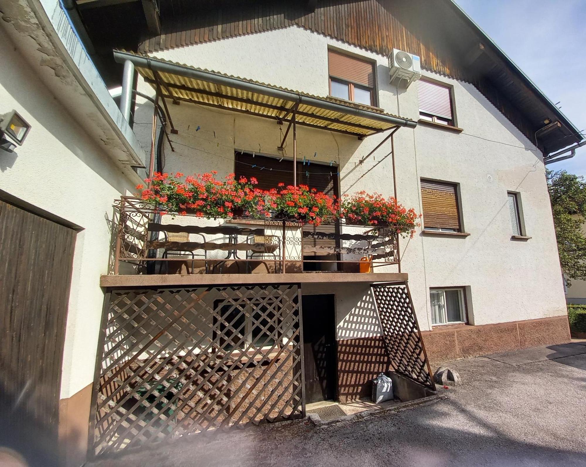 Rooms Apartma 체르크니차 외부 사진